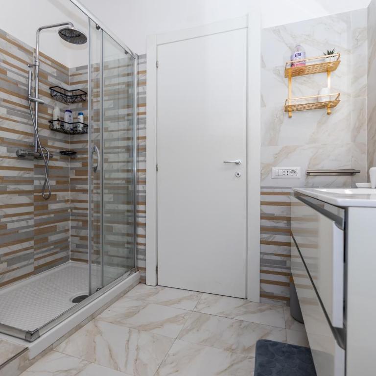 Lotus - Appartamento sul Mare a Ostia con Giardino Relax - Appartamento con 2 Camere da Letto - 14