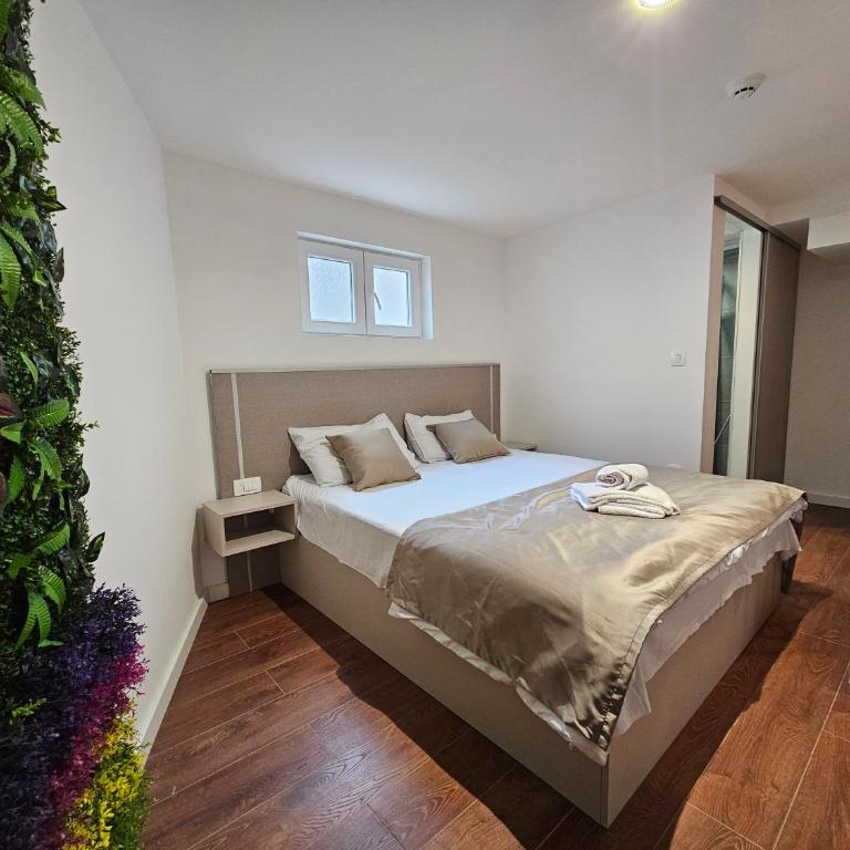 Lolo Luxury rooms & suites - Dupleks Apartman - 8