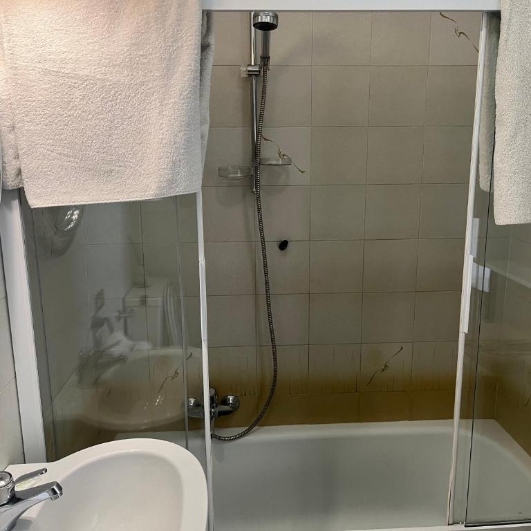Casina - Appartamento con 1 Camera da Letto e Vista Lago - 14