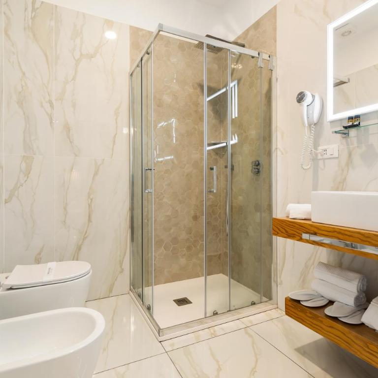 AlbaDea Déco&Jacuzzi - Large Double or Twin Room - 13