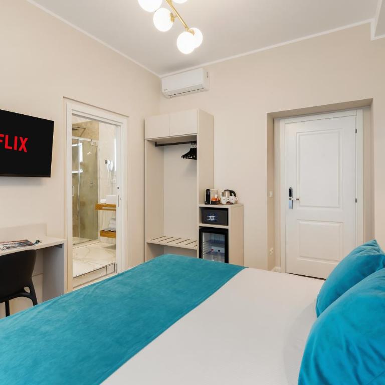 AlbaDea Déco&Jacuzzi - Large Double or Twin Room - 6