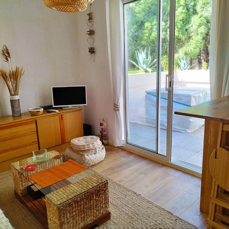Charmant T2 terrasse, bord de mer - Appartement 1 Chambre - 4