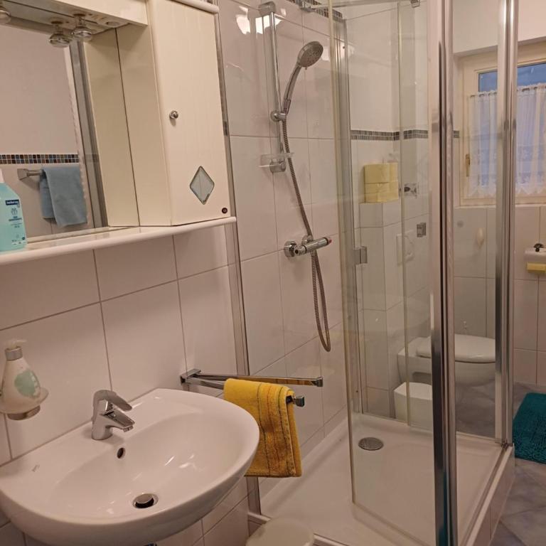 Ferienwohnung Klappacher - Apartment mit 2 Schlafzimmern und Dusche - 38