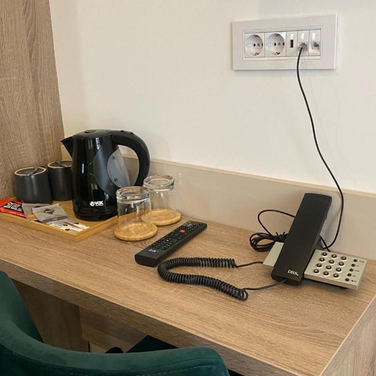 Konak Stella - Standardna Dvokrevetna Soba sa Bračnim Krevetom - 11