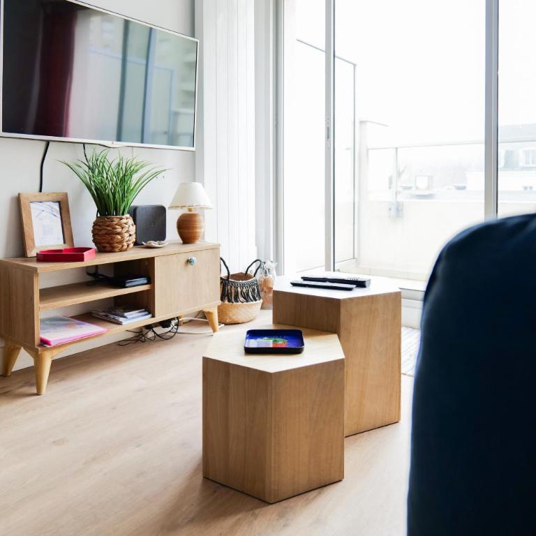 Appartement rénové avec goût et idéalement situé à deux pas du remblai - Appartement - 18