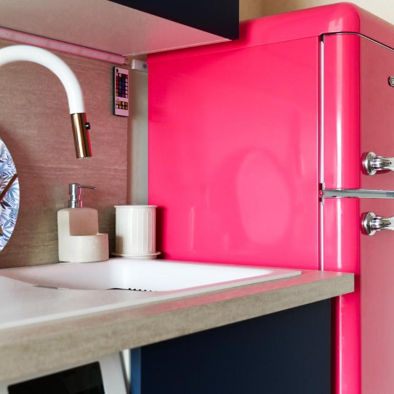 Appartement rénové avec goût et idéalement situé à deux pas du remblai - Appartement - 15