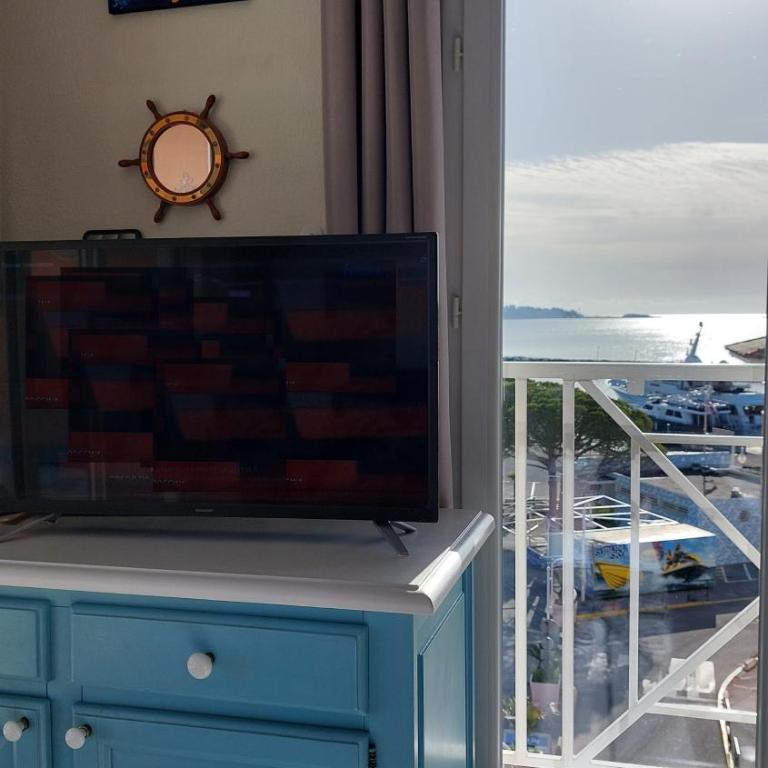 Boutique Apartment Hirondelle Port Frejus - Apartamento Estudio con vistas al mar - 6