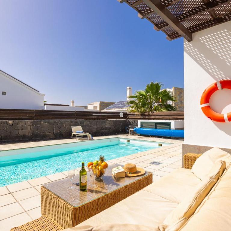 Villa Isadora - Three-Bedroom Villa - 10