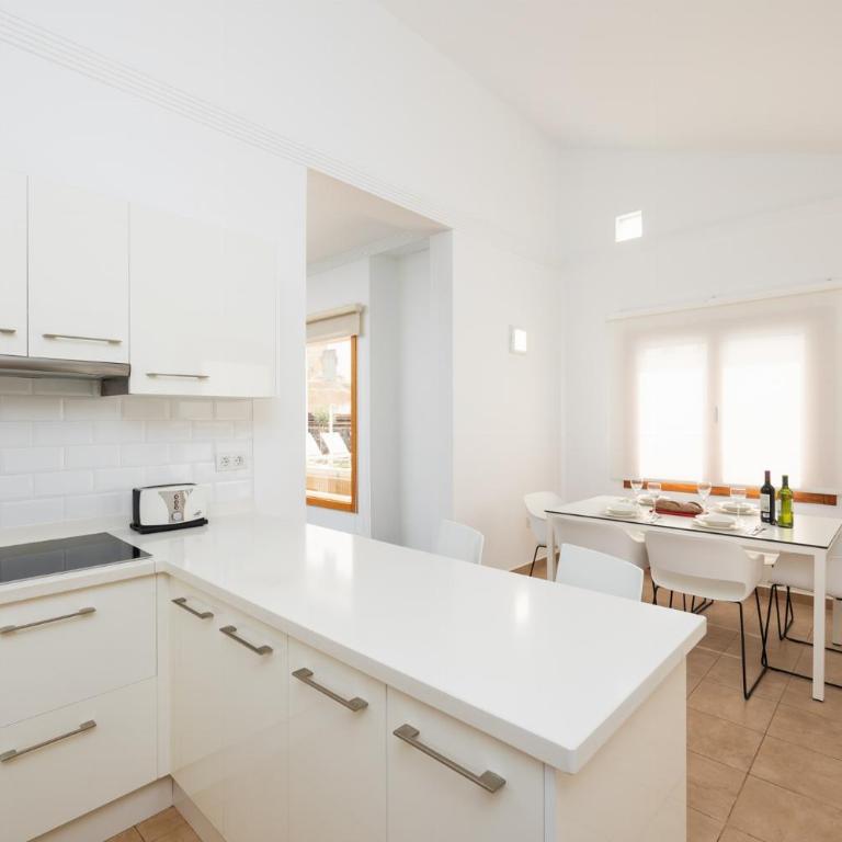 Villa Isadora - Three-Bedroom Villa - 17