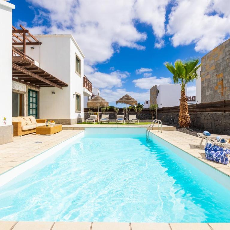 Villa Ariel - Three-Bedroom Villa - 3