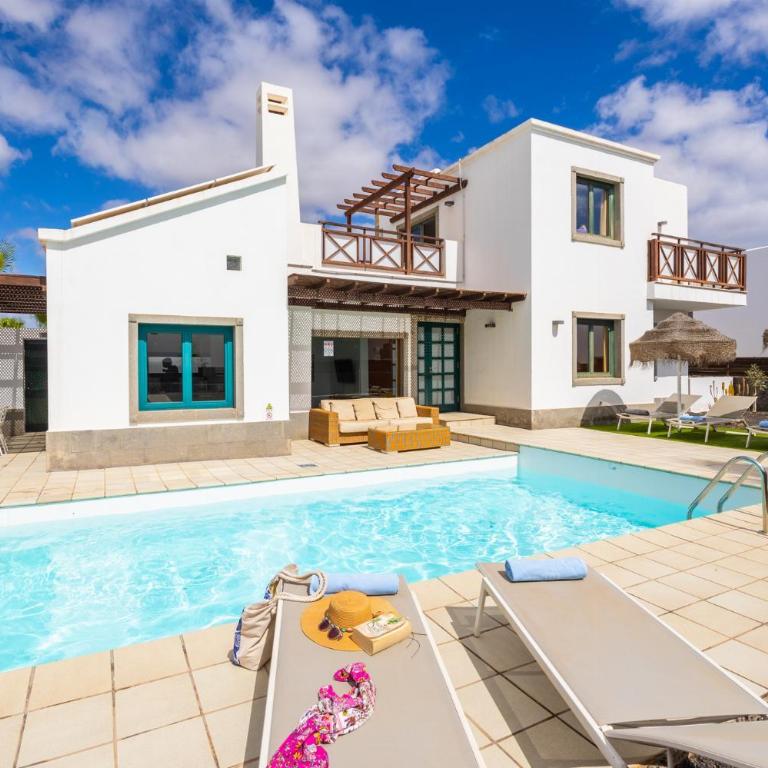 Villa Ariel - Three-Bedroom Villa - 6