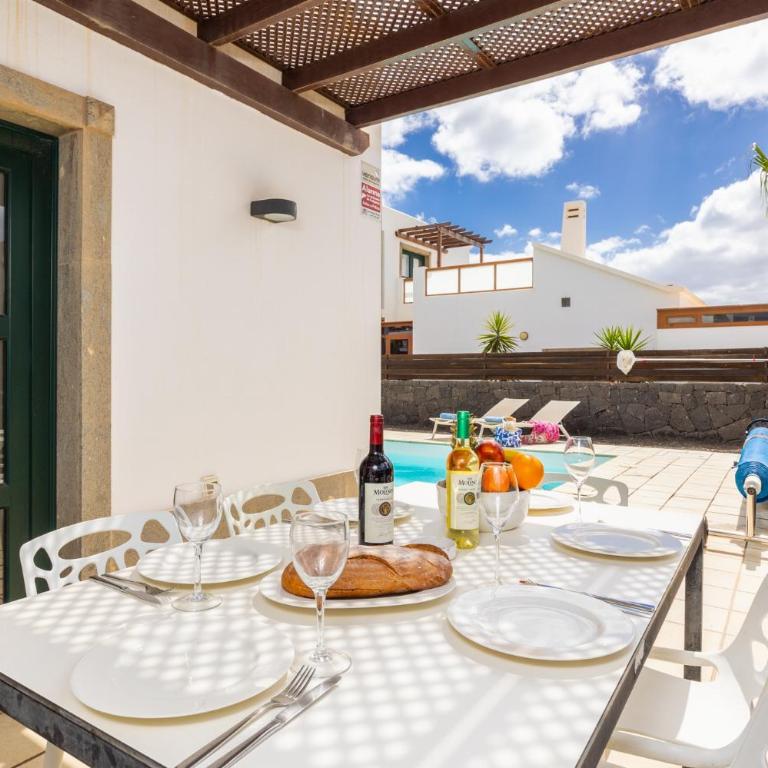Villa Ariel - Three-Bedroom Villa - 8