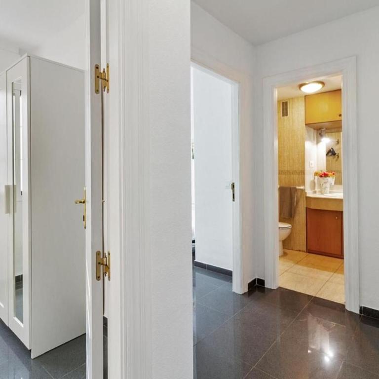 AMPLIO PISO EN ATARAZANAS - Apartamento de 3 dormitorios - 17