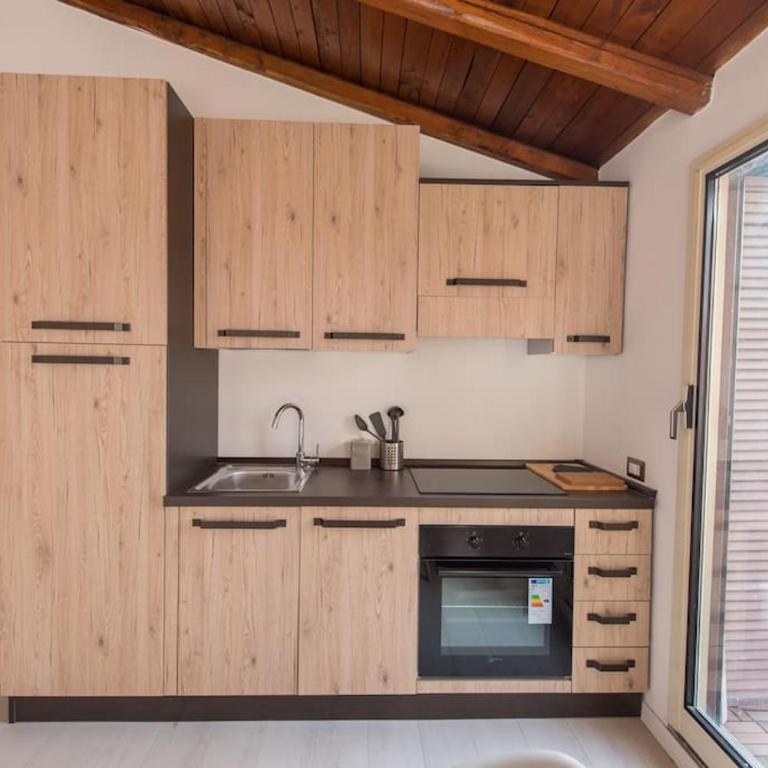 San Peter's - Cosy Renovated Penthouse - Appartamento con 1 Camera da Letto - 4