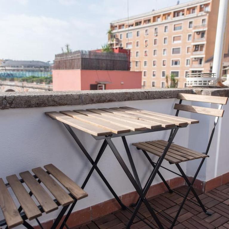 San Peter's - Cosy Renovated Penthouse - Appartamento con 1 Camera da Letto - 14