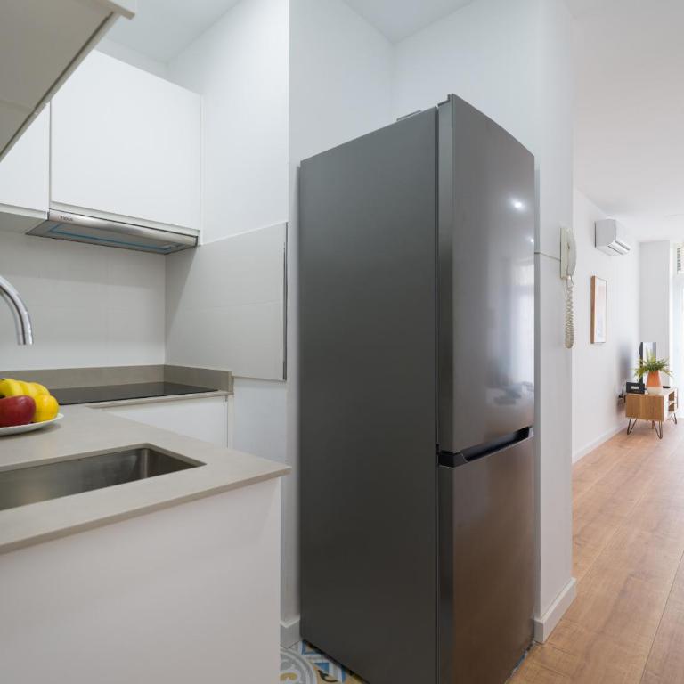 HomeForGuest Estudio Brisa Canteras con terraza - Studio - 4