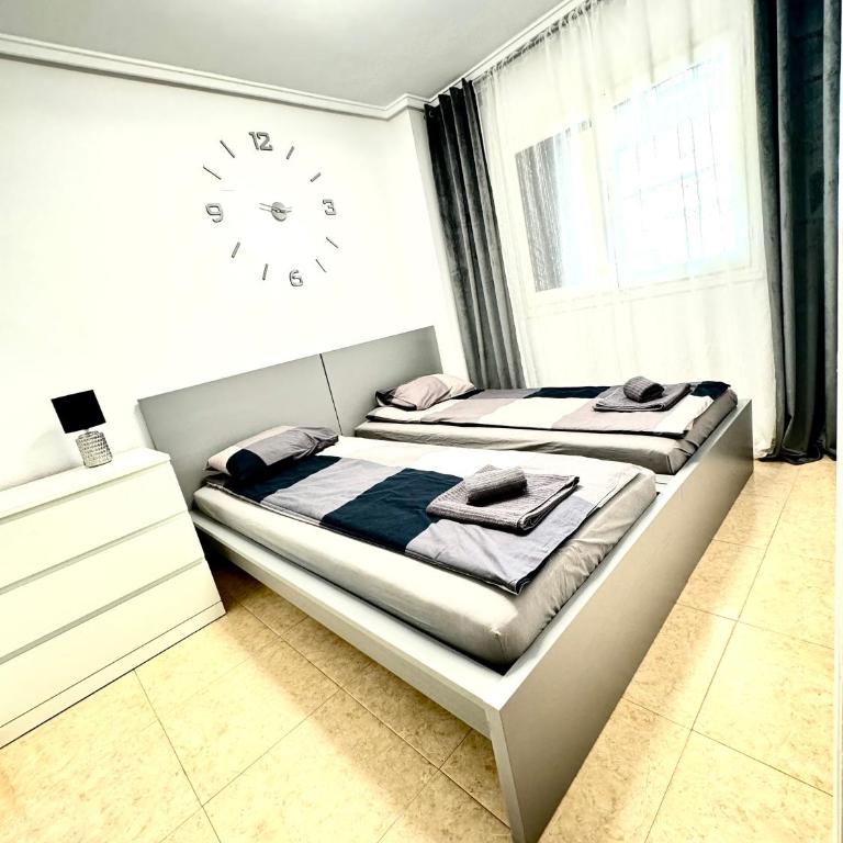 Apartment ZuMiFra with swimming pool, 300 m from the sea, with beautiful sandy beach La Mata - Appartement 1 Chambre - 8