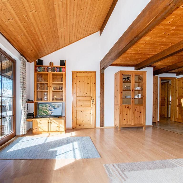 Ferienwohnung Enzian 4 im Feriendorf Sonnenhang im Allgäu - Apartment mit 2 Schlafzimmern und Balkon - 1