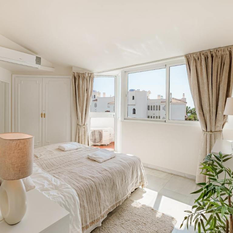 Calahonda Duplex 4 Balconies, Views, Fast WiFi - Apartamento de 2 dormitorios - 14