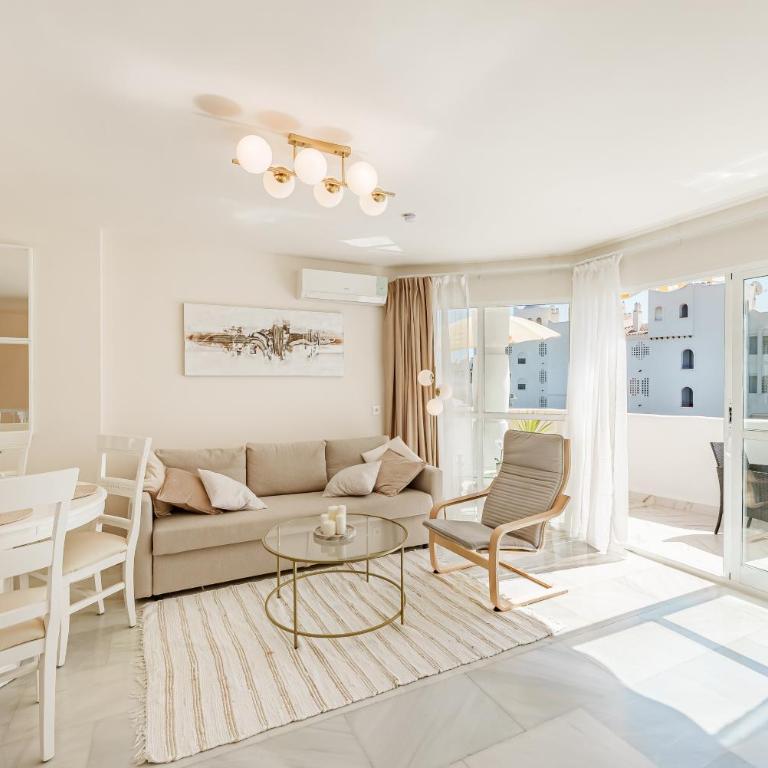 Calahonda Duplex 4 Balconies, Views, Fast WiFi - Apartamento de 2 dormitorios - 3