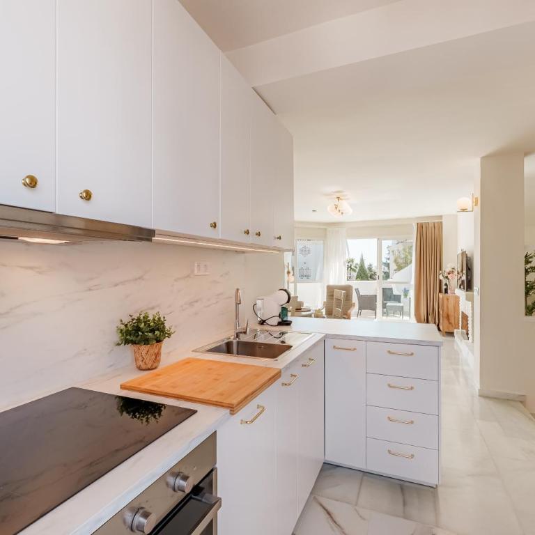 Calahonda Duplex 4 Balconies, Views, Fast WiFi - Apartamento de 2 dormitorios - 11