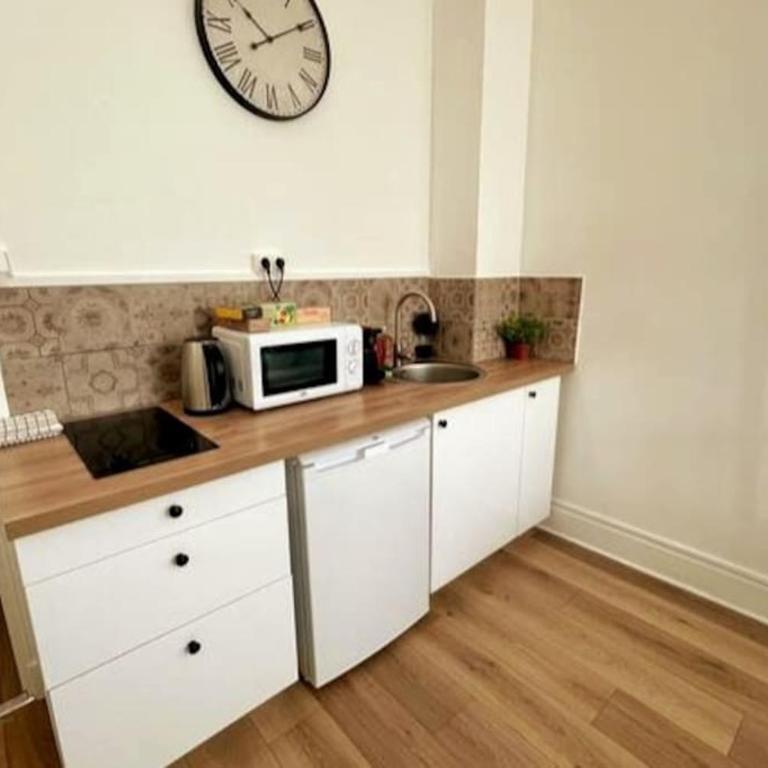 Britich 3D: Suite spa privé, clim, thermal/Artem - Appartement 1 Chambre - 13