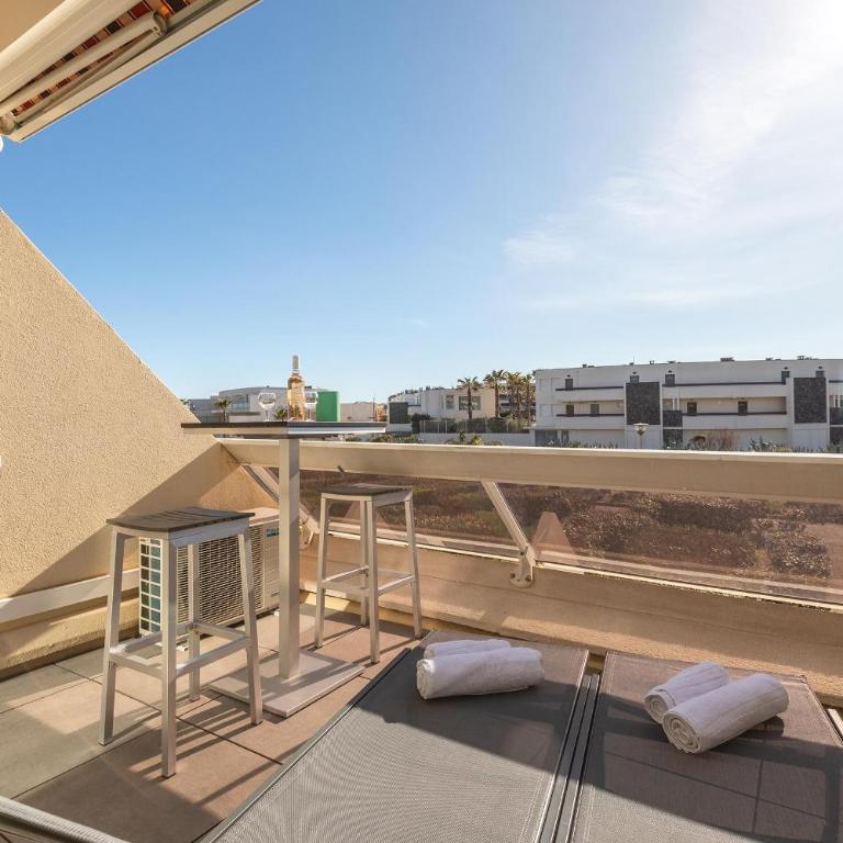 Imperial Luxe Héliopolis Terrasse ensoleillée Parking Plage à pied - Village Naturiste - Apartment mit Terrasse - 17