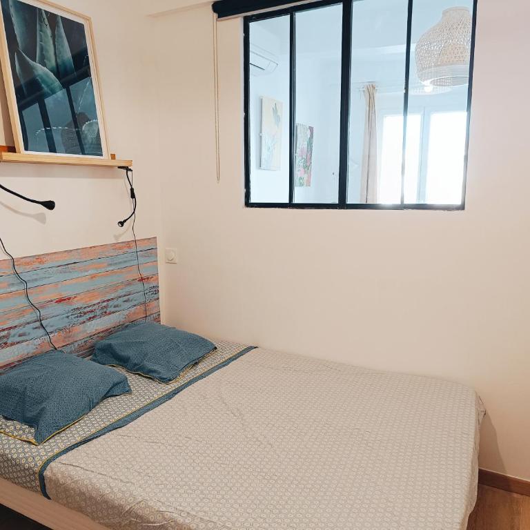 Deux pièces climatisé avec splendide vue cœur du vieil Antibes - Appartement Standard - 11