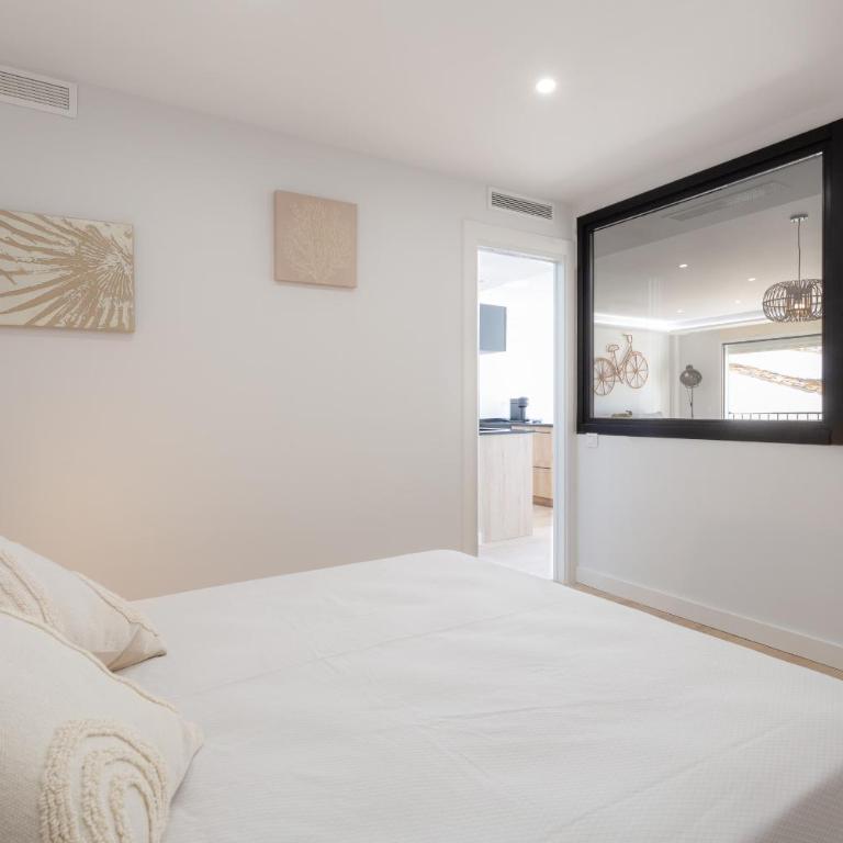 Apartamento con vistas en Puerto Banús - Two-Bedroom Apartment - 25
