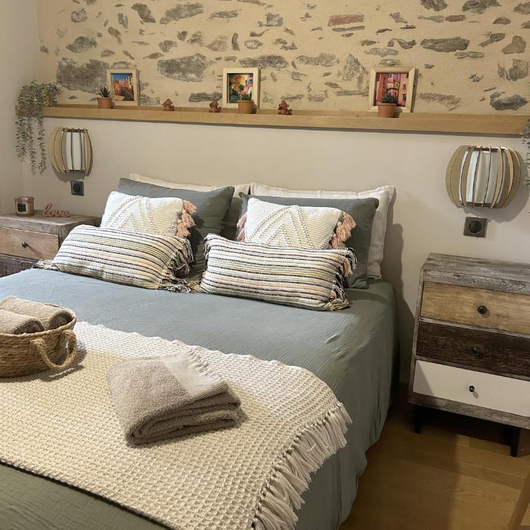 «La Calade » Villa les Glycines - Appartement - Rez-de-Chaussée - 34