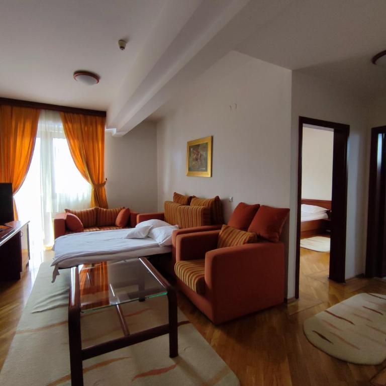 Hotel M3 - Suite sa Bračnim Krevetom (King-size) i Balkonom - 4