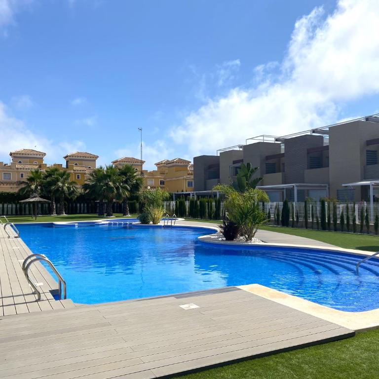 Magnifico apartamento de planta alta LA ISLA - Apartamento con vistas a la piscina - 28
