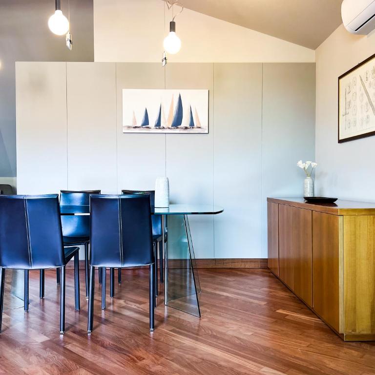 ComeCasa Mole Antonelliana view Terraced Attic - One-Bedroom Apartment - 15