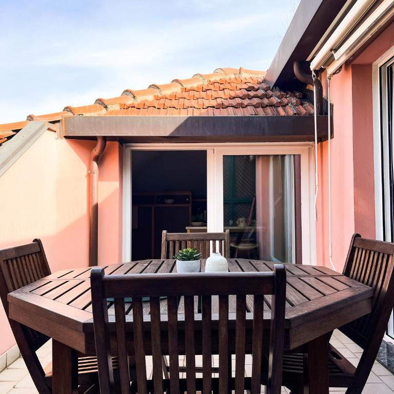 ComeCasa Mole Antonelliana view Terraced Attic - One-Bedroom Apartment - 24