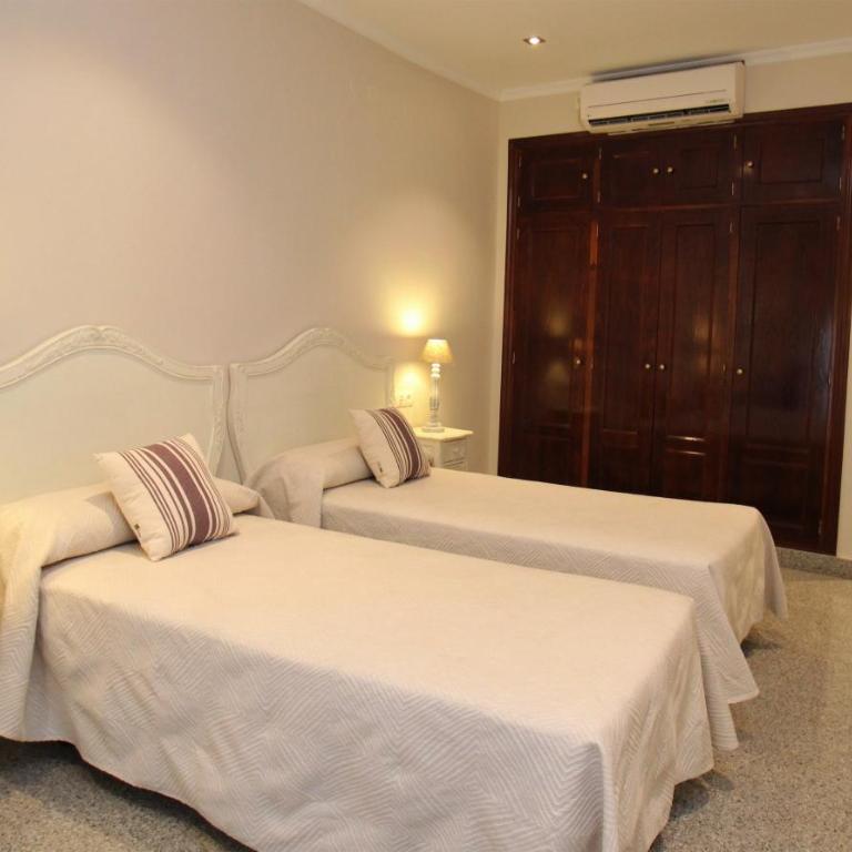 Hotel Maestranza - Suite Familiar con balcón - 4