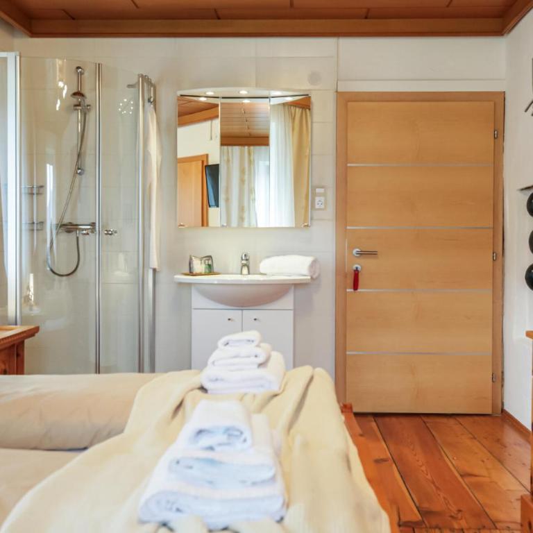 Großes Ferienhaus In Oberwoelz - Ferienhaus mit 5 Schlafzimmern - 17