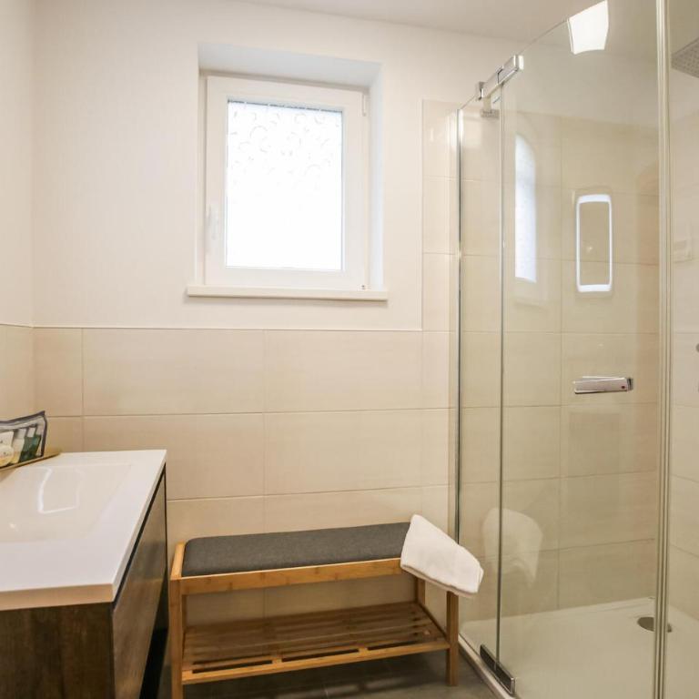 Großes Ferienhaus In Oberwoelz - Ferienhaus mit 5 Schlafzimmern - 26