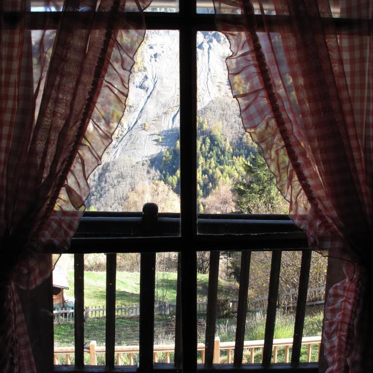 Grand Chalet du Mayen de Planraveire - Apartment - 24