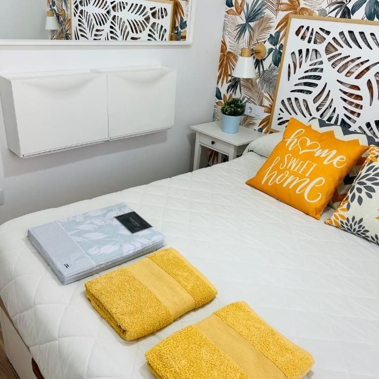 APARTAMENTO NUEVO CÉNTRICO en PRIMERA Línea de playa con vistas al Mar, Piscina, aire acondicionado y wifi - Apartamento de 2 dormitorios - 12