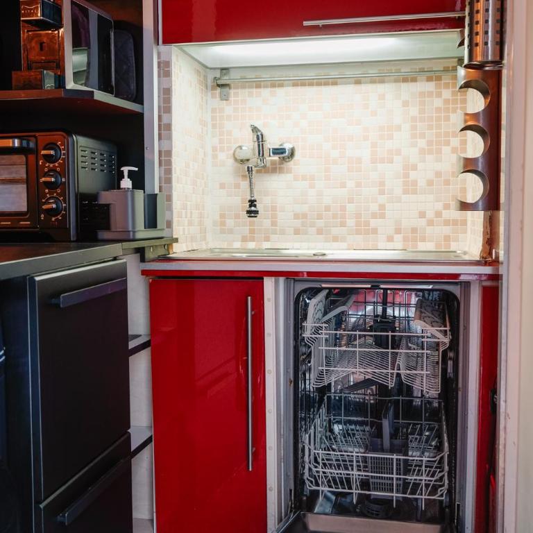 Entire Industrial Flat Venice with Patio - Free Parking - Appartamento con 1 Camera da Letto - 25