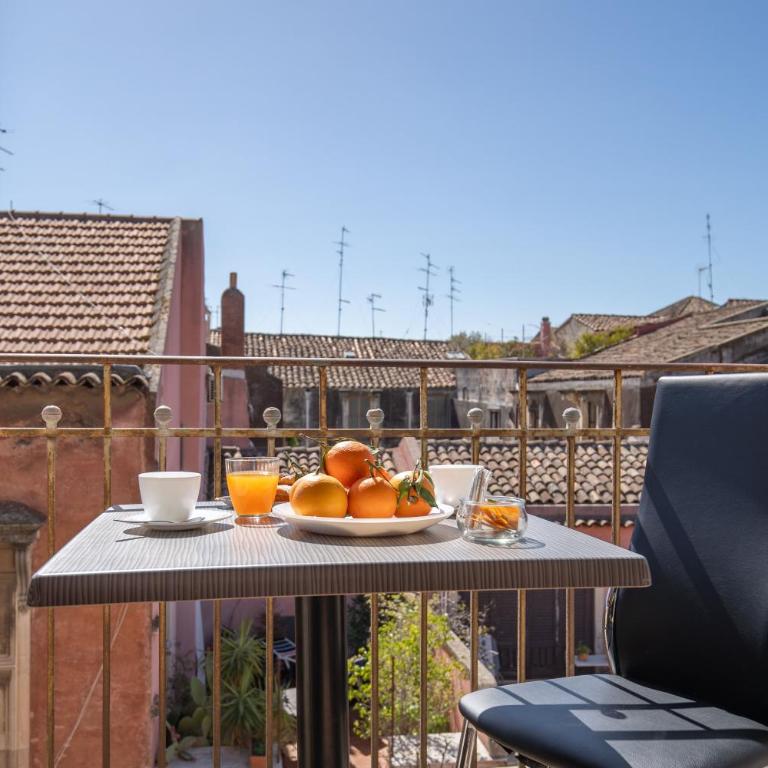 Tra l'Etna e il mare via Oberdan - Deluxe Double Room with Private Bathroom - 1