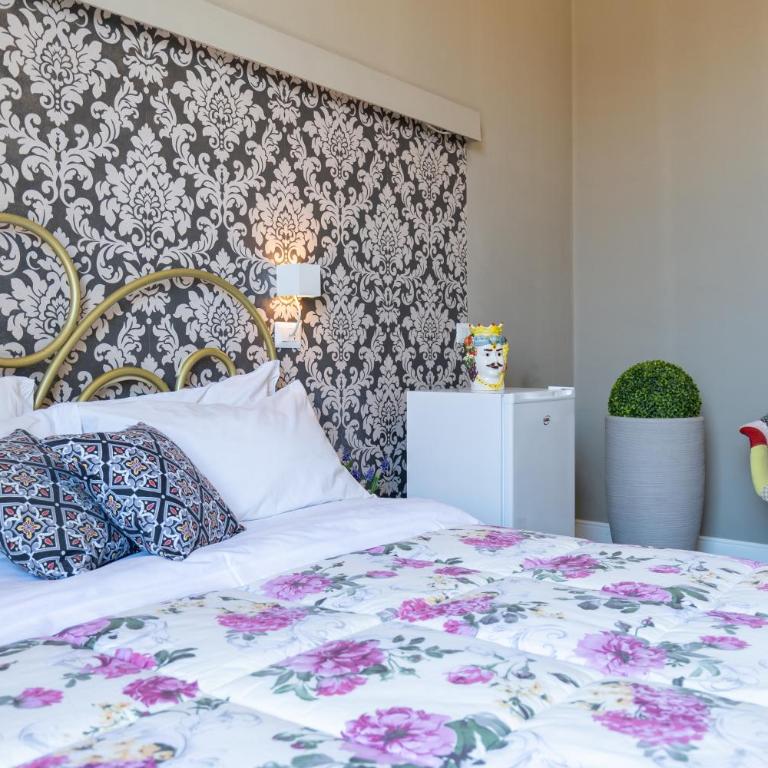 Tra l'Etna e il mare via Oberdan - Deluxe Double Room with Private Bathroom - 5