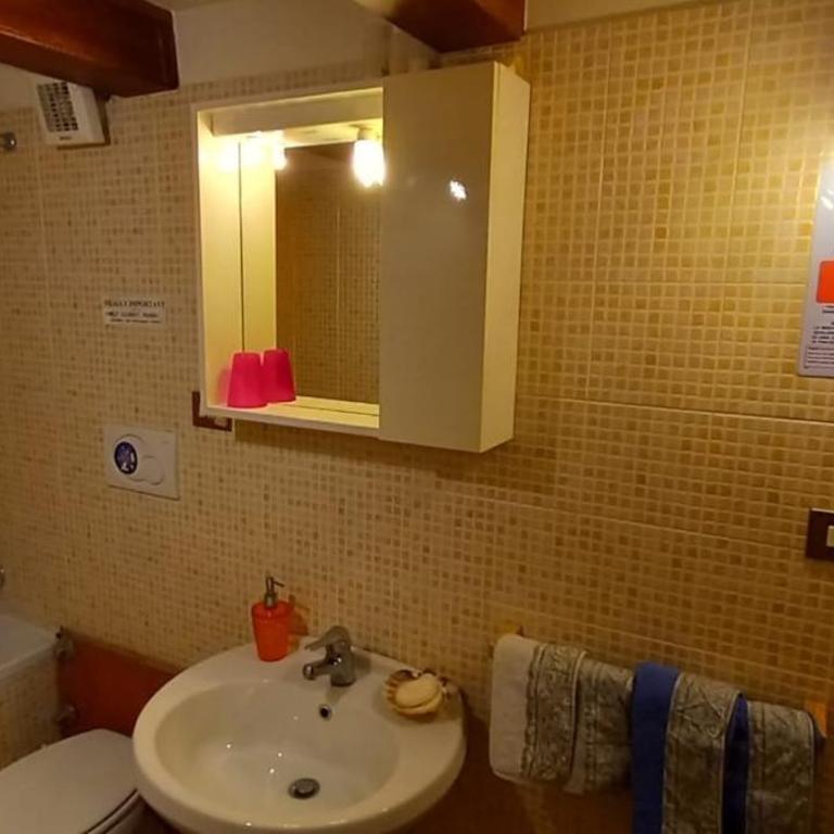 Casa Dino rooms - Monolocale su 2 Livelli - 20