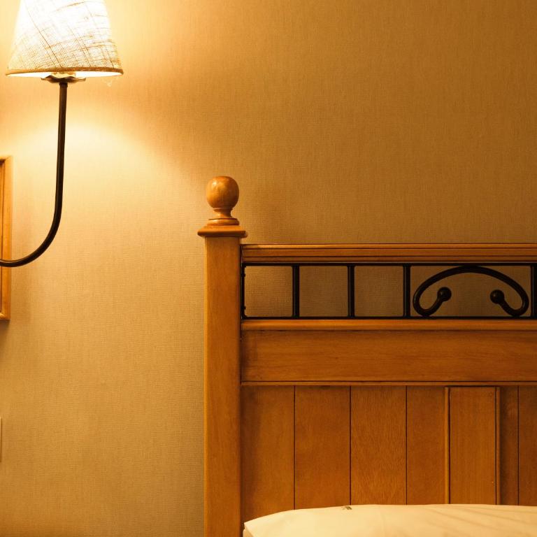 Hotel Quijote - Habitación Doble Económica - 1 o 2 camas - 6