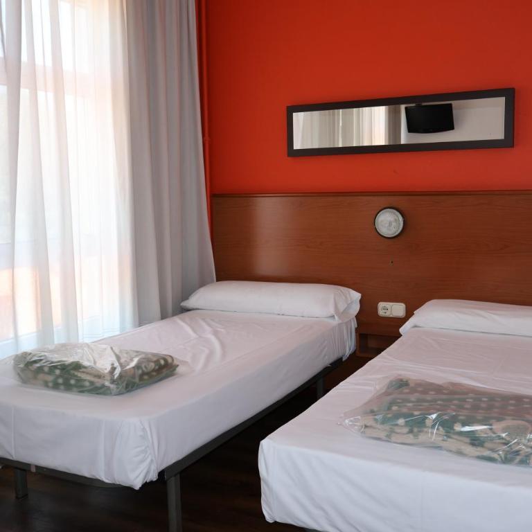 Loop INN Hostel Santiago de Compostela - Habitación Doble - 2 camas - 1