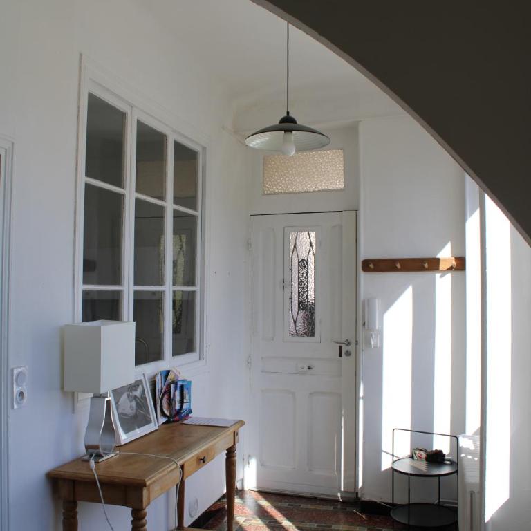 Superbe appartement avec parking sur place - Two-Bedroom Apartment - 4
