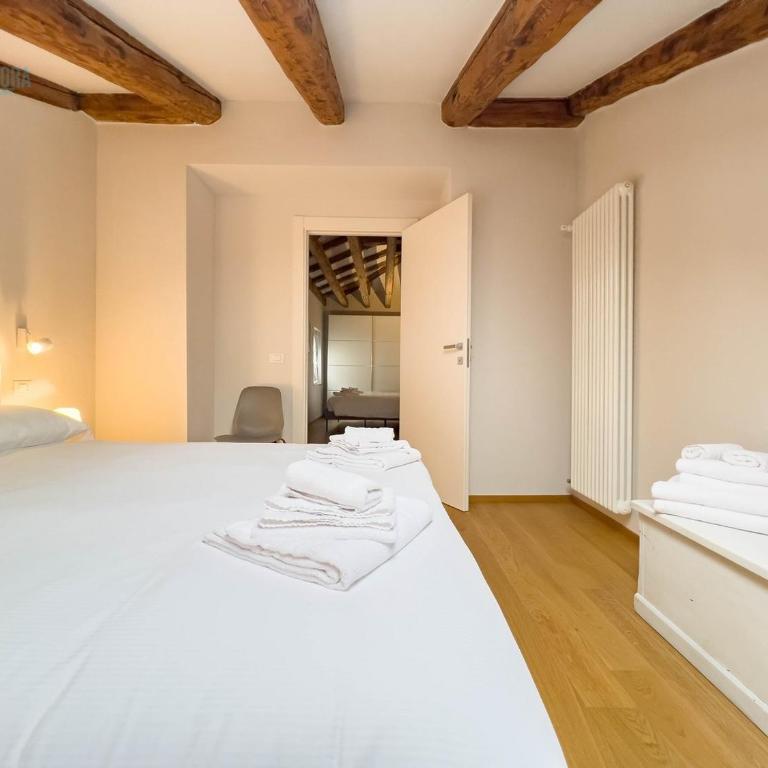 Mazzini 9 Tirabora Short Rent - Appartamento con 2 Camere da Letto - 35