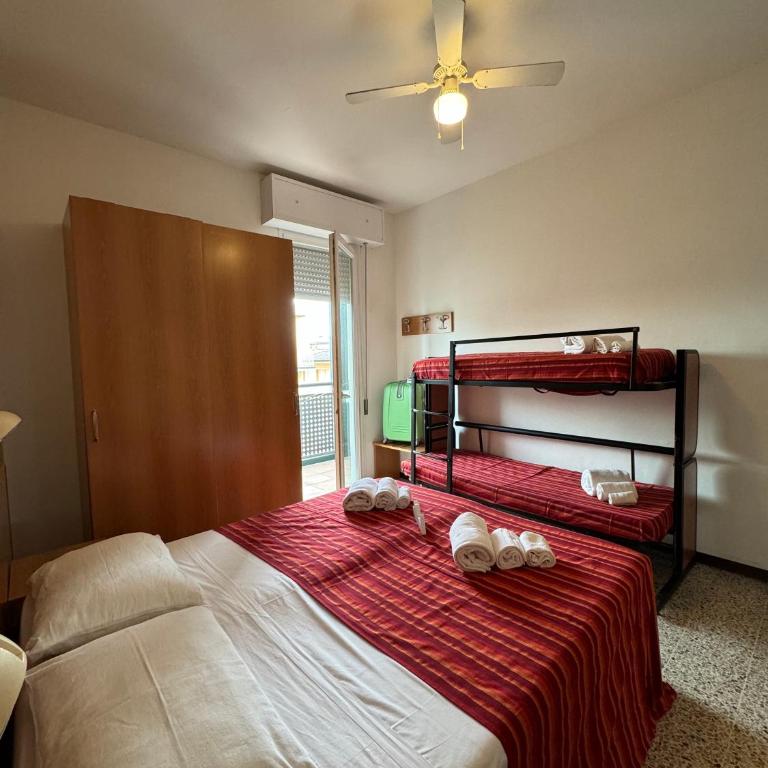 Hotel Caruso - Camera Quadrupla Standard - 2