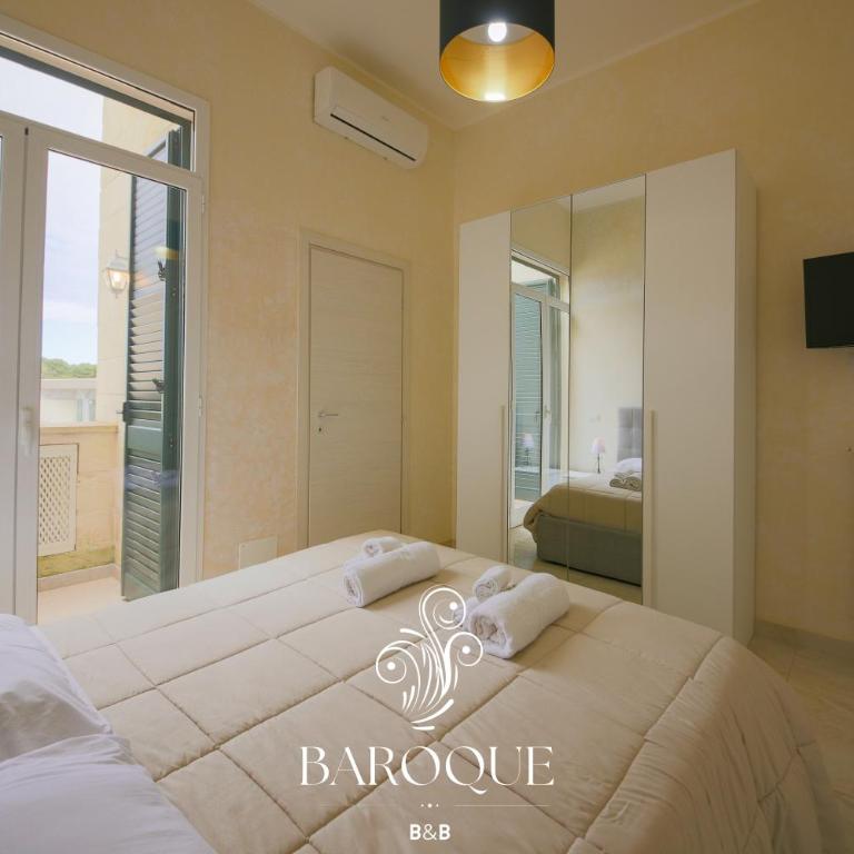 Baroque B&B - Double Room with Private Bathroom - 4