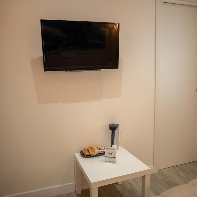 ABT L'AURA - Camera Matrimoniale con Bagno Privato - 16